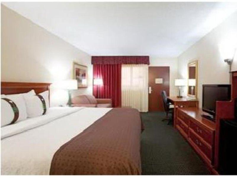 Ramada Inn Lafayette Conference Center Eksteriør billede