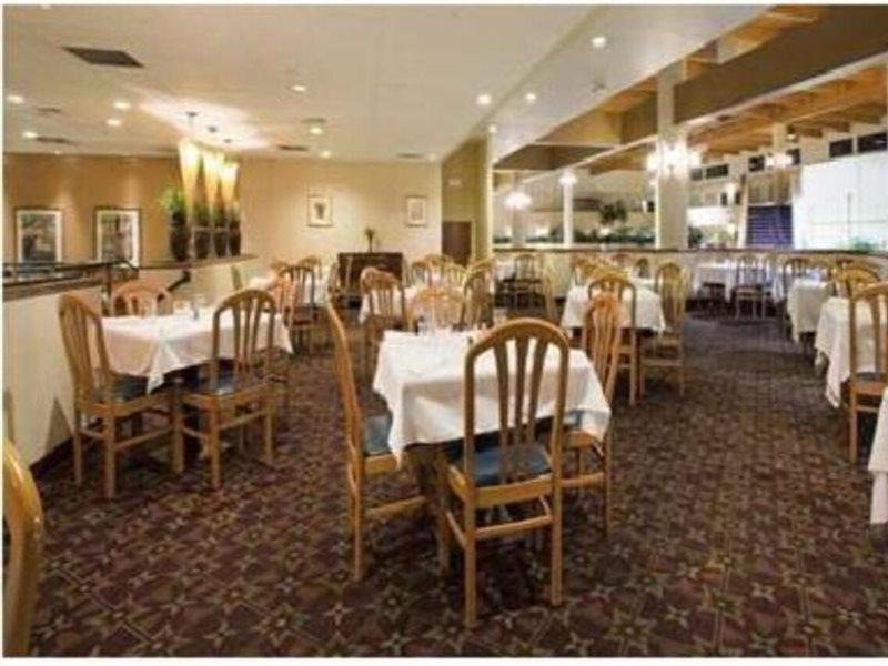 Ramada Inn Lafayette Conference Center Eksteriør billede