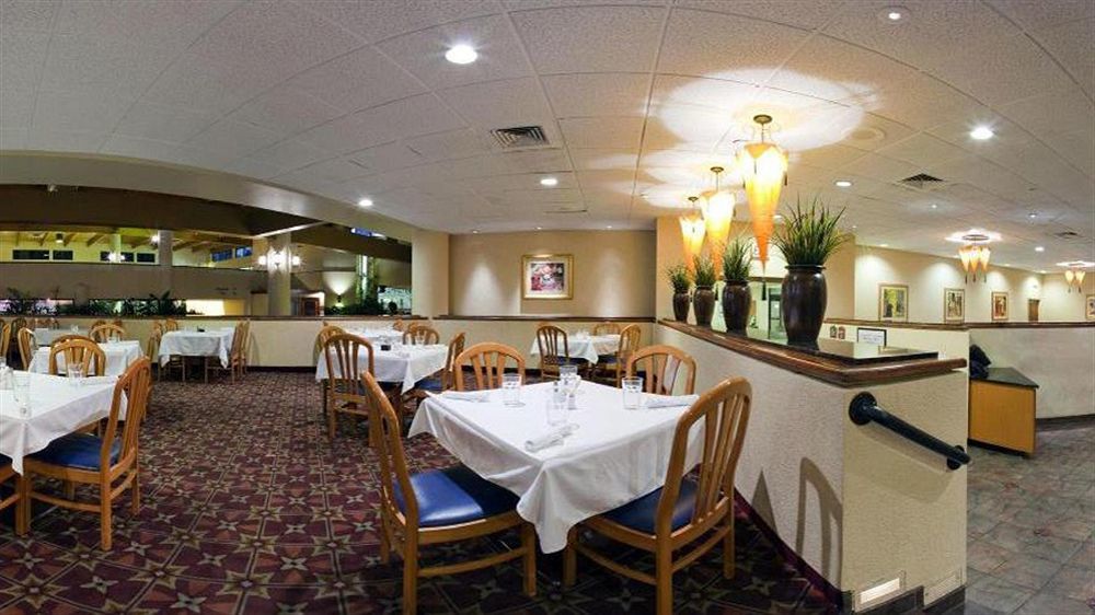 Ramada Inn Lafayette Conference Center Eksteriør billede
